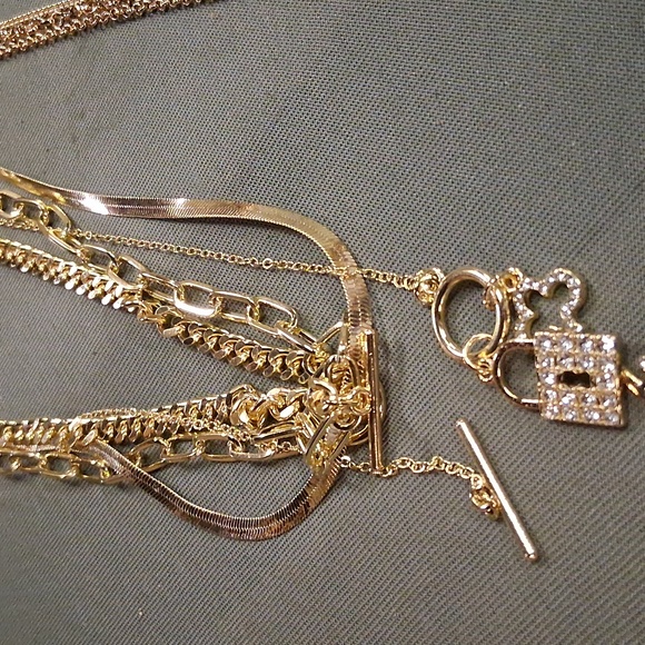 NWT Womens Fashion Nova Gold Jewelry Set - Picture 2 of 5